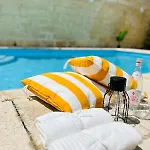 Panoramic Ocean View Villa Is-Swieqi