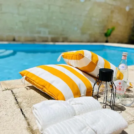 Panoramic Ocean View Villa Is-Swieqi